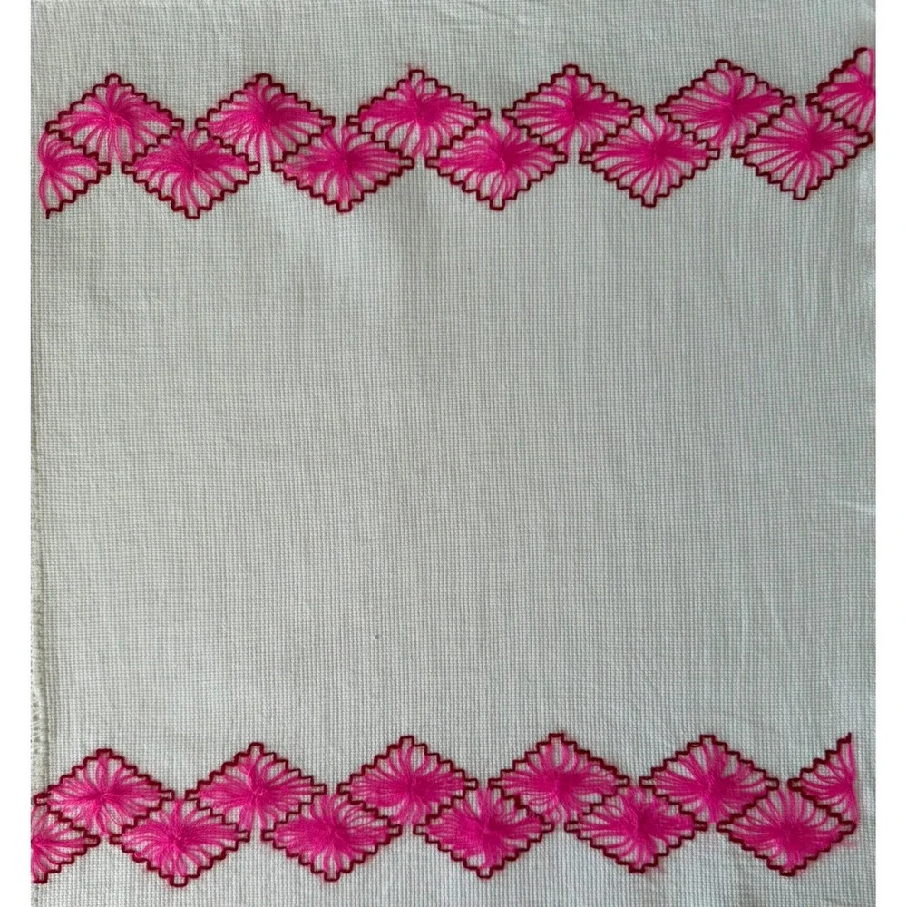 Handmade Mexican Embroidered Table Linen Crochet‎ Lace Pink Floral 16.5x18.5